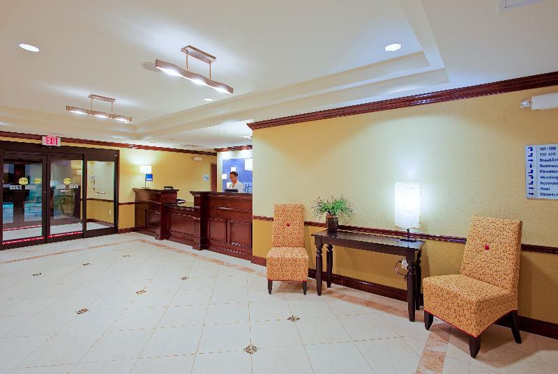 Holiday Inn Express Hotel & Suites Pensacola-West Navy Base By Ihg Beach Haven Экстерьер фото